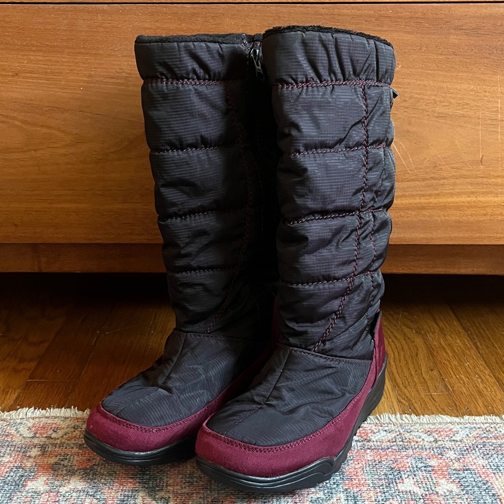 Kamik Tall Waterproof Insulated Snow Boots, Like New!